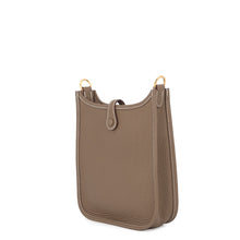 Load image into Gallery viewer, HERMES Evelyne Long Etoupe Taurillon Clemence Size TPM
