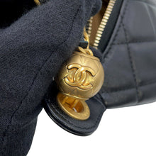 Load image into Gallery viewer, CHANEL Matelasse Crossbody Bag BlackAP4242-B18602-94305 Lambskin
