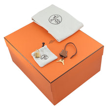 Load image into Gallery viewer, HERMES Birkin Gold Togo Leather Size 30
