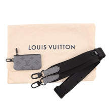 将图像加载到图库查看器中，LOUIS VUITTON Duo messenger GrayM46104 Monogram Shadow
