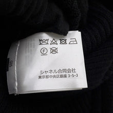Load image into Gallery viewer, CHANEL CC Logo Long-Sleeve Knit Long Dress Size 36 BlackP78911 K11302 Virgin Wool98% Polyurethane1% Nylon1%
