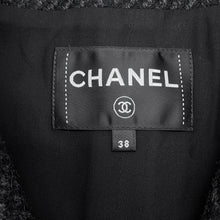 Load image into Gallery viewer, CHANEL Wool Tweed Vest Size 38 Black/GrayP78192 Wool 100%
