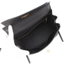 Load image into Gallery viewer, HERMES Kelly Retourne sewing Black Togo Leather Size 28
