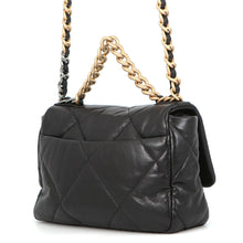 将图像加载到图库查看器中，CHANEL CHANEL19 CC Logo ChainShoulder BlackAS1160 Shiny Lambskin
