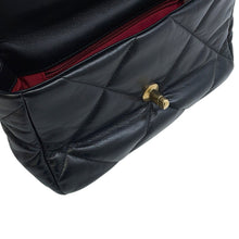 将图像加载到图库查看器中，CHANEL CHANEL19 CC Logo ChainShoulder BlackAS1160 Shiny Lambskin
