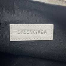 将图像加载到图库查看器中，BALENCIAGA Le Cagoule Shoulder Bag White671309 Leather Size XS
