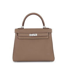 Load image into Gallery viewer, HERMES Kelly Retourne Etoupe Togo Leather Size 25
