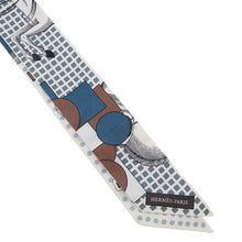 Load image into Gallery viewer, HERMES Twilly Cavalier en forme Blanc/Gris/Brown Silk100%
