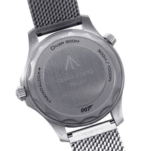 Load image into Gallery viewer, OMEGA Seamaster Diver 300m Master Chronometer 007 Edition W42mm TI Brown Dial210.90.42.20.01.001
