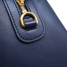 Load image into Gallery viewer, GUCCI GG Supreme 2Way Travel Bag Navy/Beige409529 GG Supreme Leather
