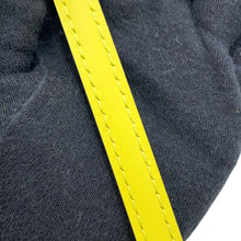 将图像加载到图库查看器中，LOUIS VUITTON Marly PistachianM94617 Epi Leather Size BB
