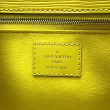 将图像加载到图库查看器中，LOUIS VUITTON Marly PistachianM94617 Epi Leather Size BB
