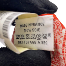 将图像加载到图库查看器中，HERMES Twilly Merveilleuse Lantern Gris Perle / Red / White 100% Silk
