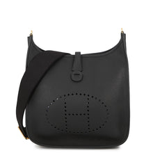 将图像加载到图库查看器中，HERMES Evelyne3 Black Taurillon Clemence Size PM
