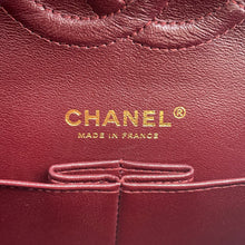 Load image into Gallery viewer, CHANEL Matelasse W Flap ChainShoulder Bag BlackA01112 Caviar Leather Size 25
