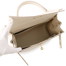 将图像加载到图库查看器中，HERMES Kelly Sellier Craie Epsom Size 28
