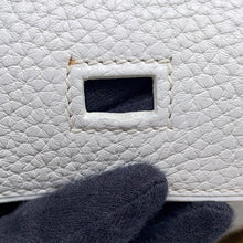 将图像加载到图库查看器中，HERMES Birkin White Taurillon Clemence Size 30
