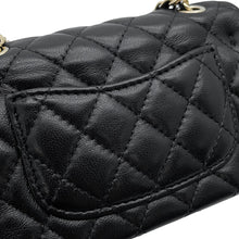 将图像加载到图库查看器中，CHANEL Matelasse Classic Mini Bag Bag Charm BlackAP4760 Lambskin Faux Pearl Rhinestone
