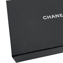 将图像加载到图库查看器中，CHANEL Matelasse Classic Mini Bag Bag Charm BlackAP4760 Lambskin Faux Pearl Rhinestone
