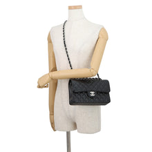 Load image into Gallery viewer, CHANEL Matelasse W Flap ChainShoulder Bag BlackA01113 Caviar Leather Size 23
