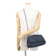 将图像加载到图库查看器中，CHANEL ChainShoulder Bag Navy Calf Leather
