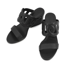 Load image into Gallery viewer, HERMES Lipari 70 Sandals Black Leather Size 36

