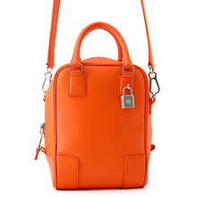 将图像加载到图库查看器中，LOEWE Amazonas OrangeB039L51X06 9100 Leather Size 15
