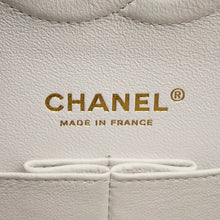 Load image into Gallery viewer, CHANEL Matelasse W Flap ChainShoulder Bag WhiteA01112 Caviar Leather Size 25
