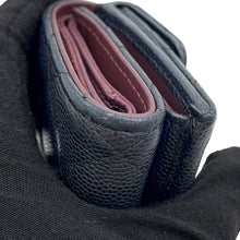 将图像加载到图库查看器中，CHANEL Classic Small Flap Wallet BlackAP0230-B10583-C3906 Caviar Leather
