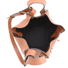 将图像加载到图库查看器中，LOEWE Hammock 2-Way Bag Tan387.30.N60 Calf Leather Size Small
