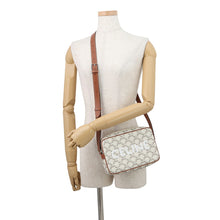 将图像加载到图库查看器中，CELINE Triomphe Logo Shoulder Ivory/Brown194502 PVC Leather Size Medium
