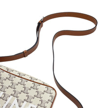 将图像加载到图库查看器中，CELINE Triomphe Logo Shoulder Ivory/Brown194502 PVC Leather Size Medium
