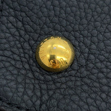 Load image into Gallery viewer, LOUIS VUITTON Capucines NoirM48864 Taurillon Leather Size MM
