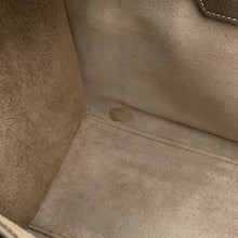 Load image into Gallery viewer, CELINE Luggage micro shopper Suri189793DRU.09SO Leather
