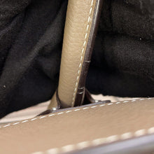 Load image into Gallery viewer, CELINE Luggage micro shopper Suri189793DRU.09SO Leather
