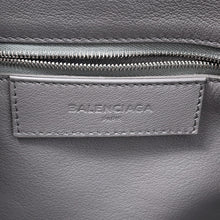 将图像加载到图库查看器中，BALENCIAGA Paper B4 Zip-Around 2-Way Bag Gray432596 Leather
