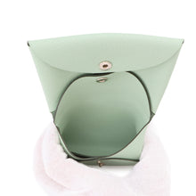 Load image into Gallery viewer, HERMES Calvi duo Vert Do Epsom
