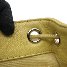 将图像加载到图库查看器中，CHANEL Matelasse Drawstring Bag ChainShoulder YellowAP2913 Caviar Leather
