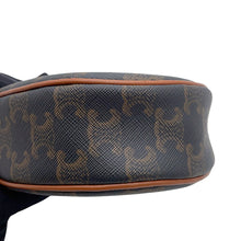 将图像加载到图库查看器中，CELINE Triomphe Heart 2WAY Bag Tan198222 PVC Leather
