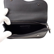 将图像加载到图库查看器中，Dior CDxCJ Saddle Arm Pouch Black2ADCA390SOT_H03E Leather
