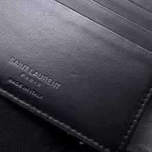 将图像加载到图库查看器中，SAINT LAURENT PARIS Cassandra Logo Compact Wallet Black610193 Leather
