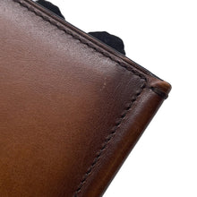 将图像加载到图库查看器中，Berluti calligraphy money clip Brown Leather
