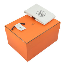 Load image into Gallery viewer, HERMES In the loop Sun Taurillon Clemence Swift Leather Size 18
