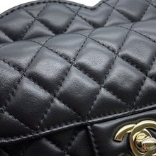 Load image into Gallery viewer, CHANEL Matelasse Heart-Shaped Chain Shoulder BlackAS5764 Lambskin
