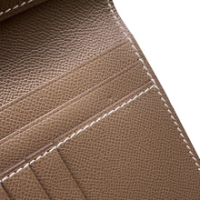 Load image into Gallery viewer, HERMES Bean compact Etoupe Veau Madame
