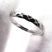 Load image into Gallery viewer, CHANEL Coco Crush Collection Wedding Rings Size Small/54/#14J11354 Pt950
