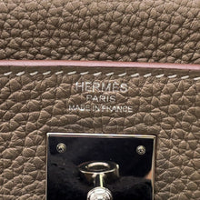 Load image into Gallery viewer, HERMES Kelly Retourne Etoupe Togo Leather Size 28
