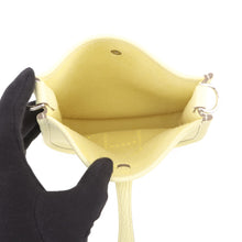 Load image into Gallery viewer, HERMES Evelyne Amazon Limoncello Taurillon Clemence Size TPM
