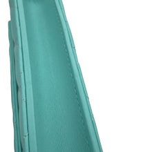 将图像加载到图库查看器中，CHANEL Matelasse Chain wallet Turquoise Lambskin
