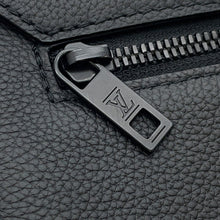 将图像加载到图库查看器中，LOUIS VUITTON takeoff messenger NoirM57080 Grain Leather
